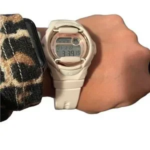 G-shock light pink in color brand new in box with tags CASIO G-Shock DW-5600SC-4JF Spring Color Pink Men main image 4